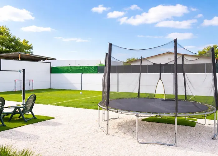 Cubo'S Casa Soles & Football Field